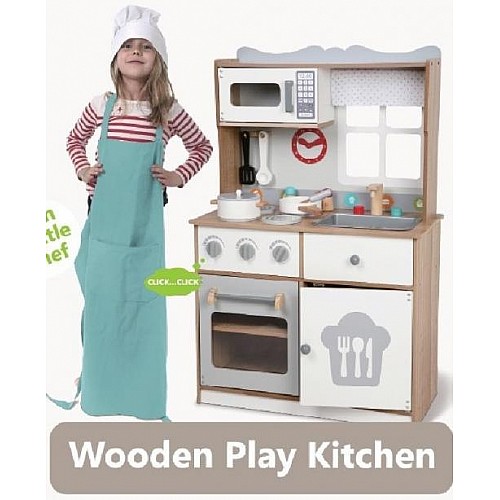 Дървена кухня с прибори от Moni Toys